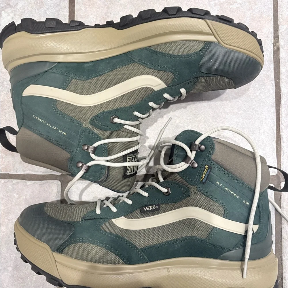 Vans Men's High-Top MTE Boots - Picture 2 of 5